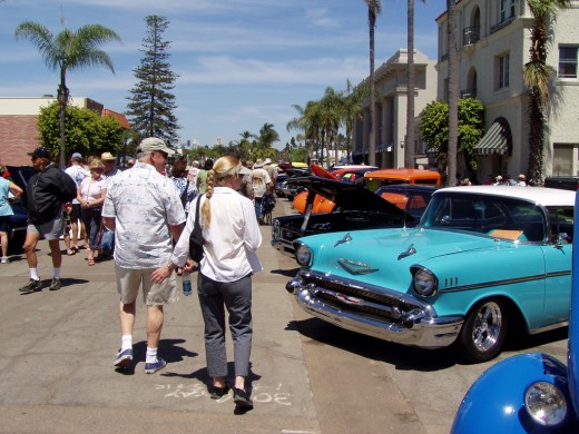 Motorcars on MainStreet in Coronado