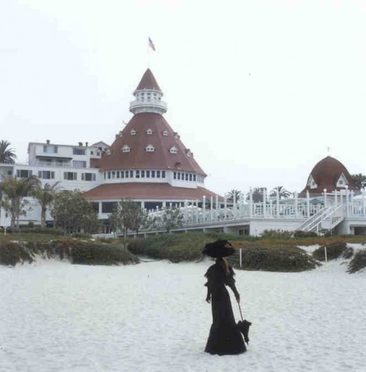 Kate Morgan Standing in front of the Hotel Del