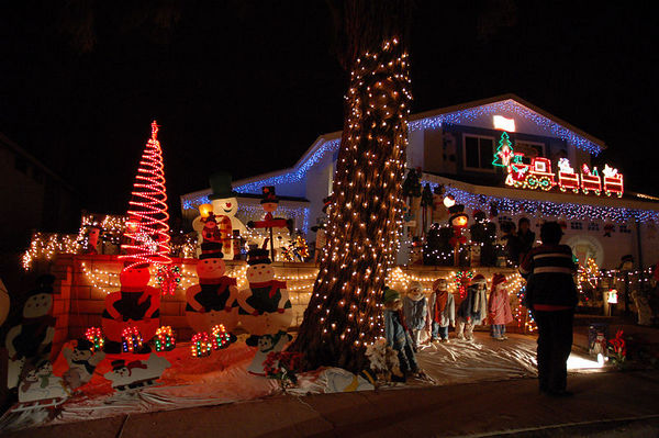 Christmas Light Display - Rancho Penasquitos Christmas Card Lane
