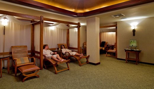 Catamaran Spa relaxation room