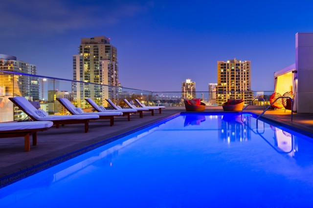 Andaz San Diego - Rooftop Pools