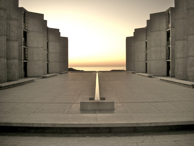 See the architectural design of the Salk Institute in La Jolla