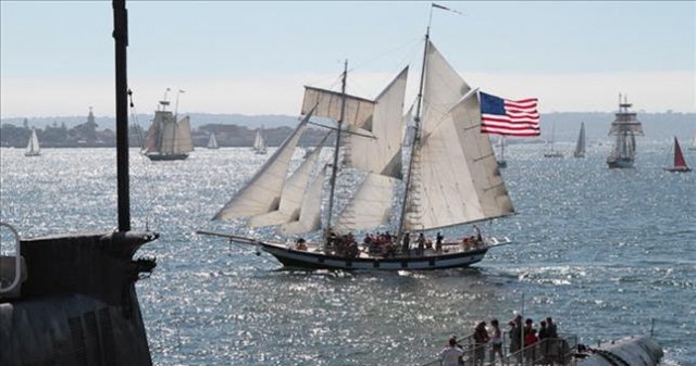 Canon Battle - Festival of Sail