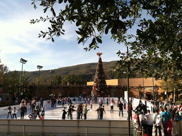 Viejas Outlet Center Ice Skating
