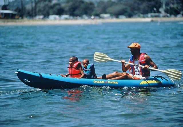 Family Kayaking in San Diego
