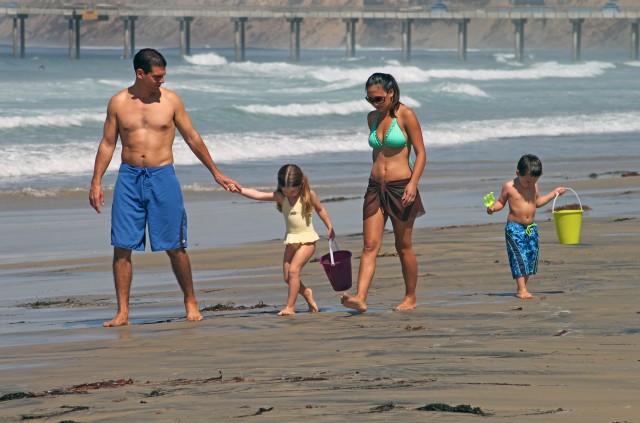 Enjoy free kids meals at La Jolla Shores Hotel, located on the beach of La Jolla Shores