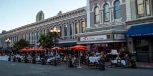 Outdoor Dining in San Diego's Gaslamp Quarter