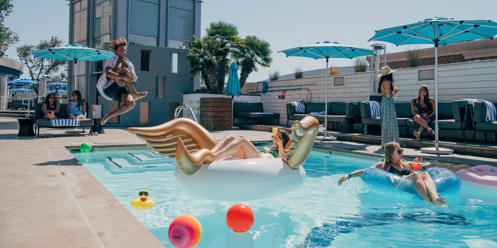 How to Stay Cool in San Diego’s Pools 